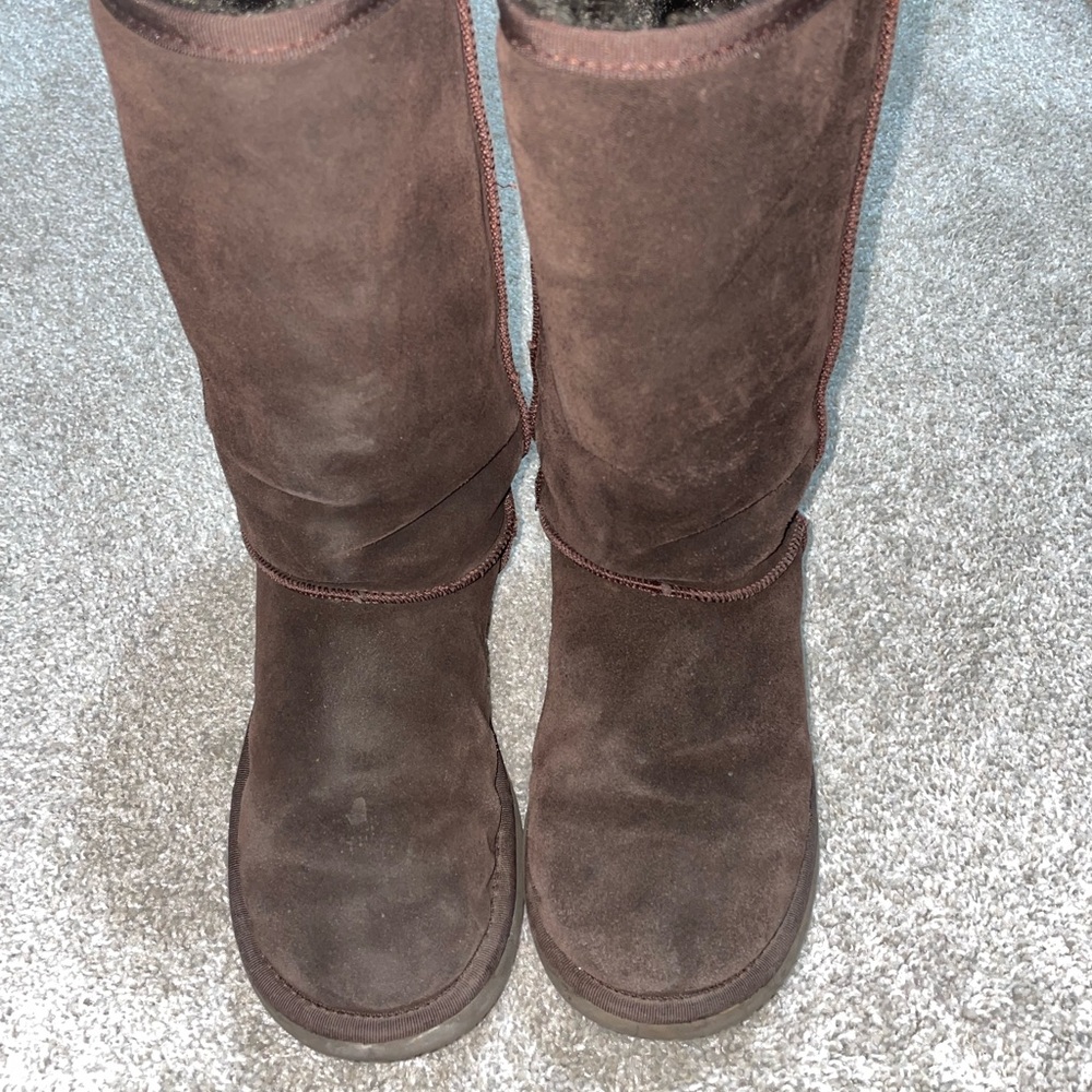 Authentic UGG Chocolate a Classic Tall Boots